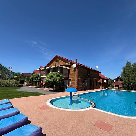 Gorodok Villa Myhove Buitenkant foto