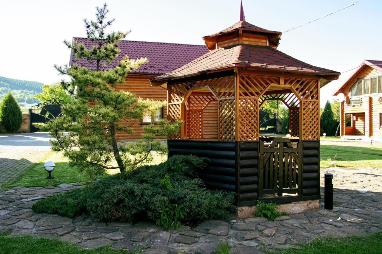Gorodok Villa Myhove Buitenkant foto