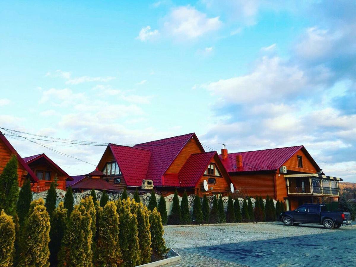 Gorodok Villa Myhove Buitenkant foto