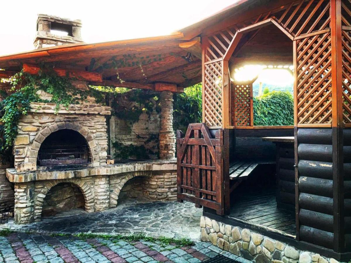 Gorodok Villa Myhove Buitenkant foto