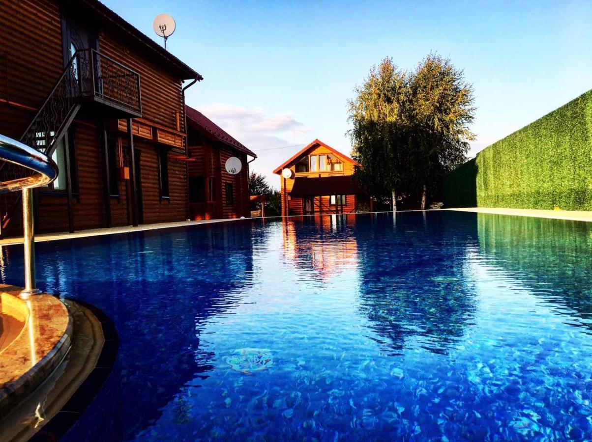 Gorodok Villa Myhove Buitenkant foto